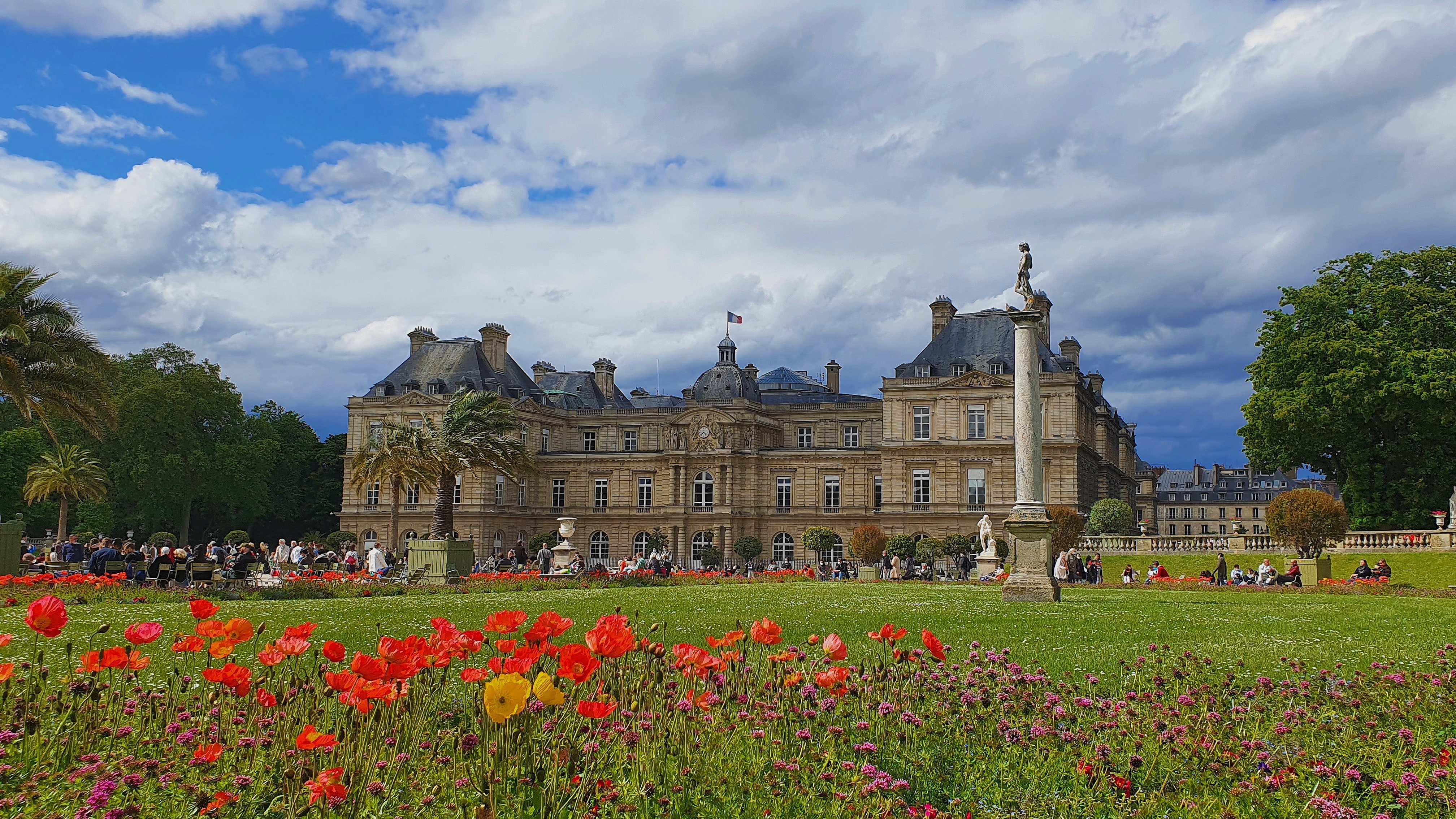 Luxembourg Palace image from Unsplash by Marie Evano