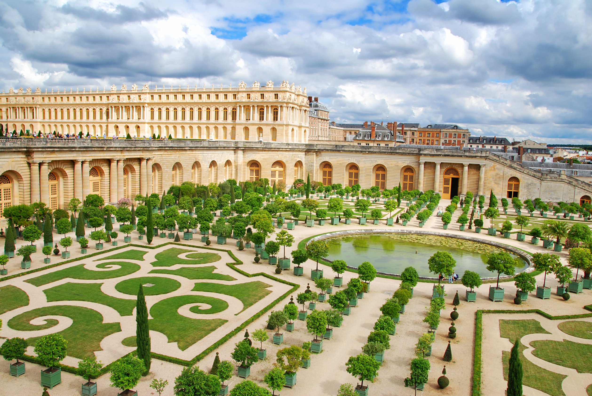 Versailles (Filip Fuxa, Shutterstock)